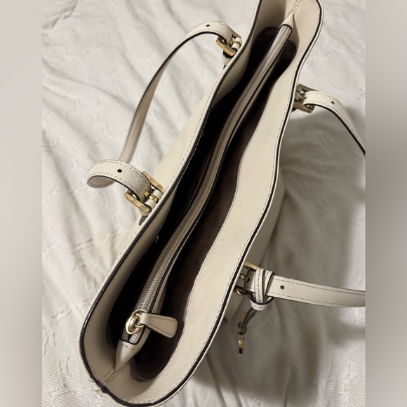 Michael Kors beige tote - Picture 4 of 9